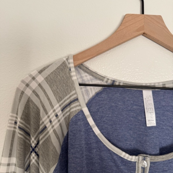 Cacique - Henley Long Raglan Sleeve Pajama Sleepshirt Sleep Dress - 3X - 22/24 - Picture 4 of 6